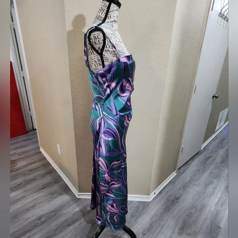 House of Harlow 1960 x Revolve 60s 70s vibes satin maxi dress size medium new - Picture 3 of 10